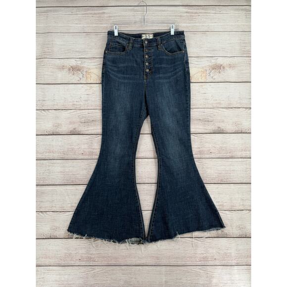 We the Free People Super Flare jeans Womens 31 Blue Medium Wash Denim Stretch - Picture 1 of 11